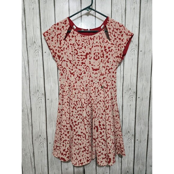 Guess Dress M Pink Cheetah Print A-Line Short Jewel Logo Cap Sleeve Red Lined - Picture 1 of 11